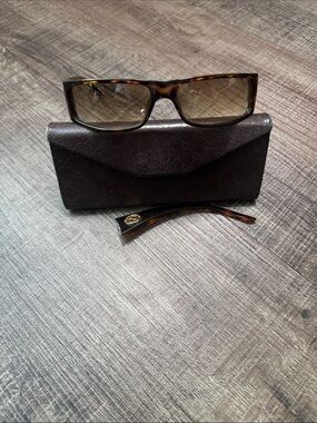 Gucci Sunglasses 1999 Vintage Brown Gold Honey Rectangle GG 2516/S